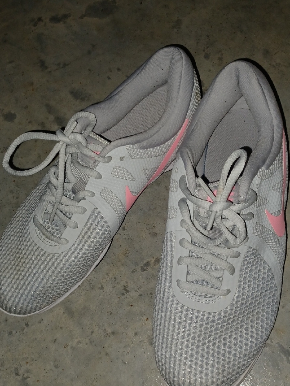 Nike Revolution 4 Running Shoes Womens